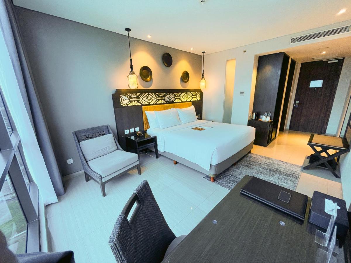 מטאראם Lombok Astoria Hotel מראה חיצוני תמונה