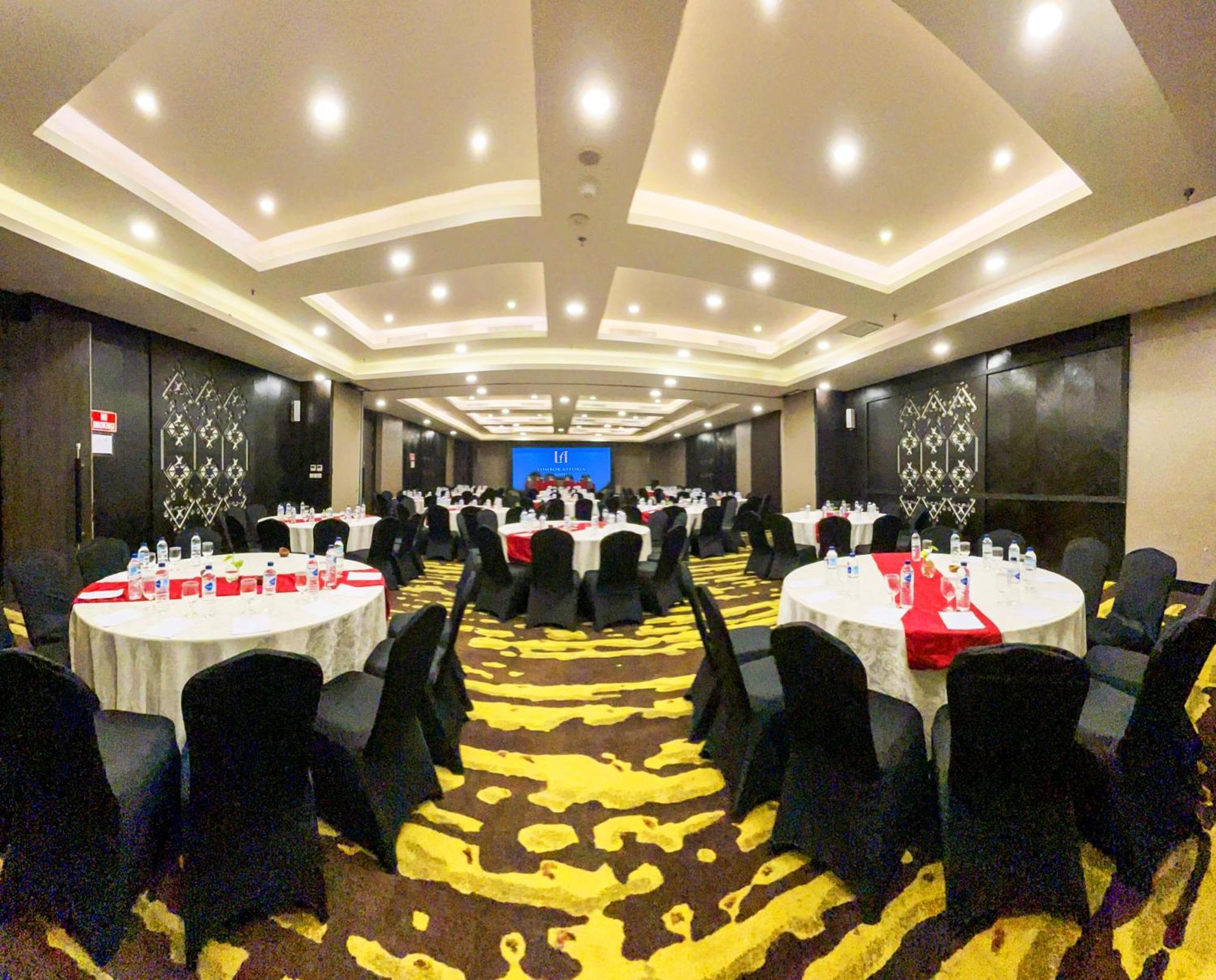 מטאראם Lombok Astoria Hotel מראה חיצוני תמונה