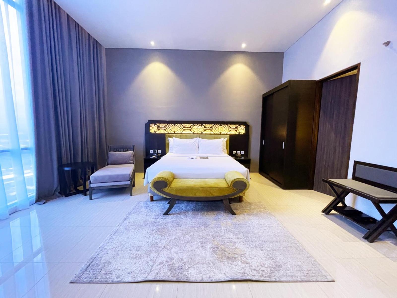 מטאראם Lombok Astoria Hotel מראה חיצוני תמונה