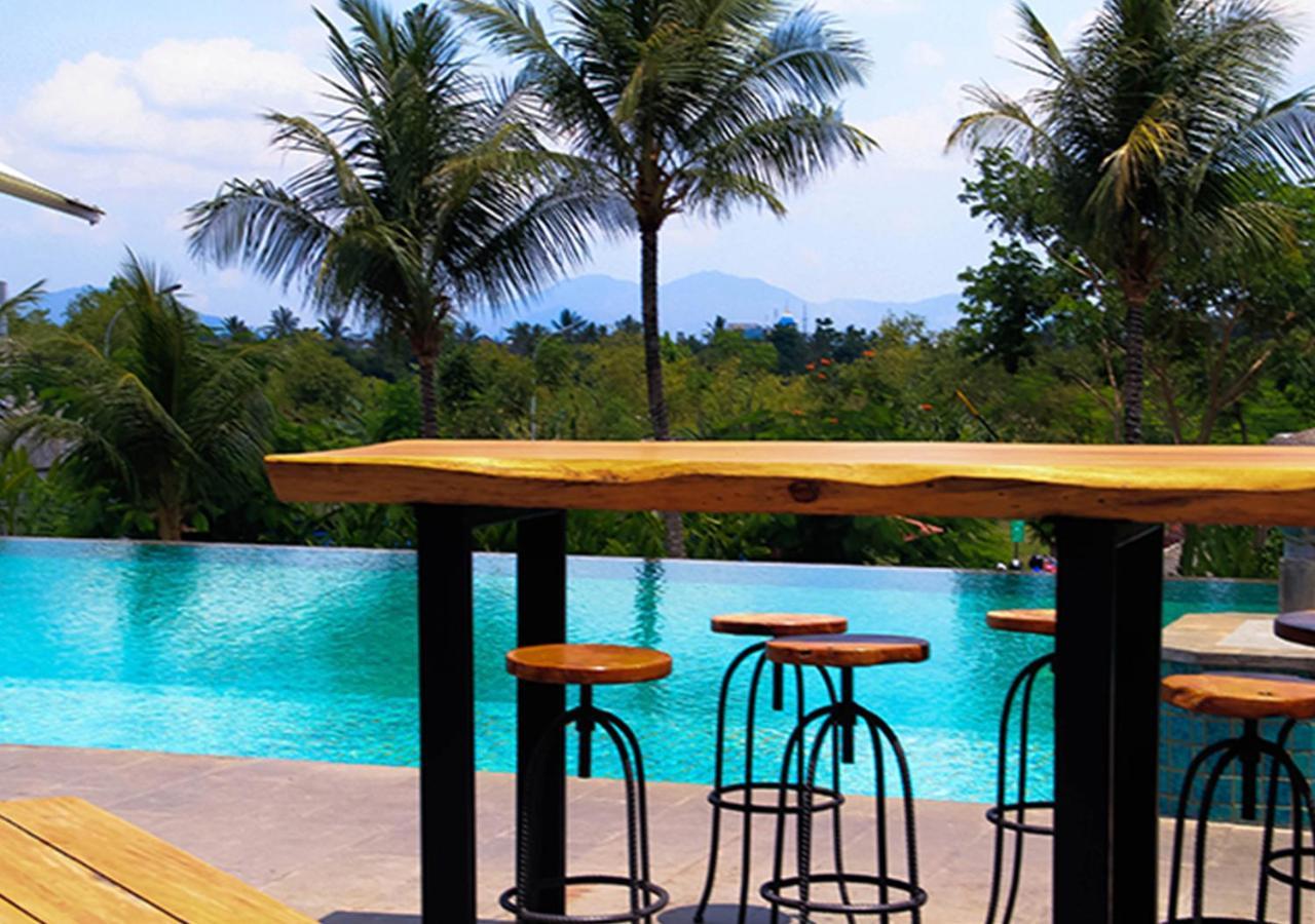 מטאראם Lombok Astoria Hotel מראה חיצוני תמונה